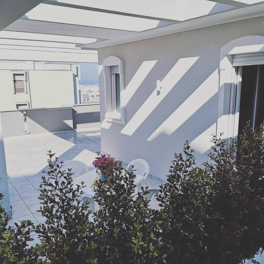 Insula Maris Villa Трани Екстериор снимка